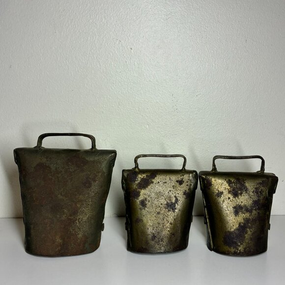 Antique Primitive Vintage Cow Bells Lot Of 3 - Picture 3 of 6